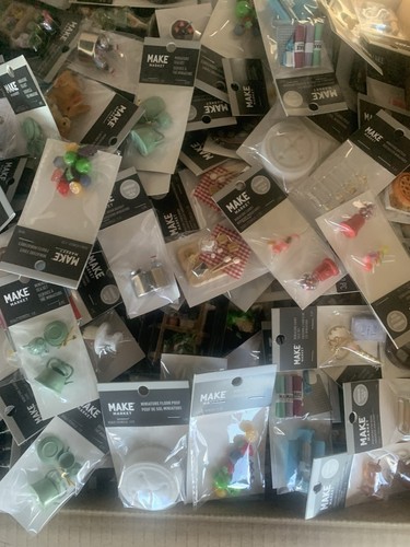 Make market miniature lot - miniature,